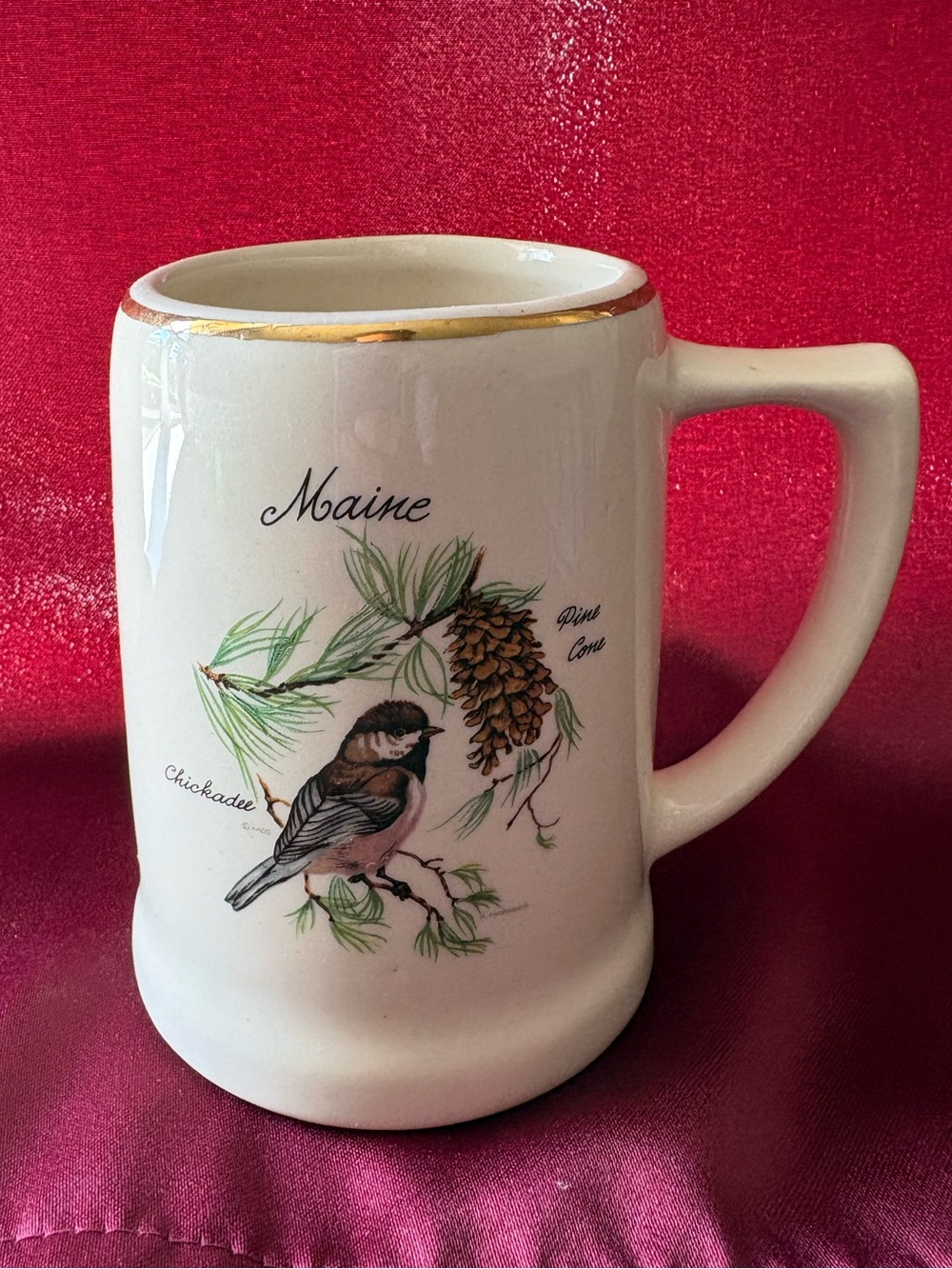 Maine State Ceramic Mug with Gold Trim